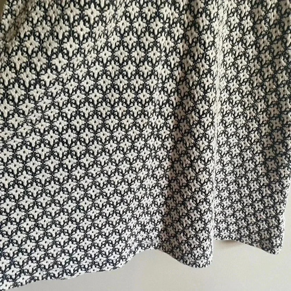 Ann Taylor LOFT Black and White Fit and Flare Dress - Picture 14 of 15